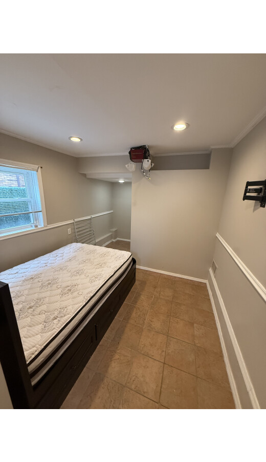 Separate Room for Rent in the Villa  - 