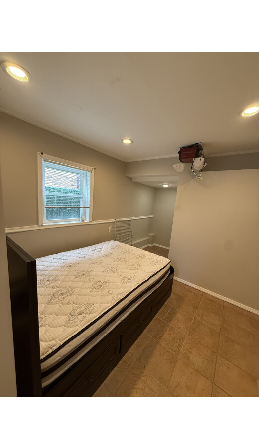 Separate Room for Rent in the Villa  - 