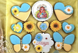 Пропоную до Дня матері набори медових пряників
