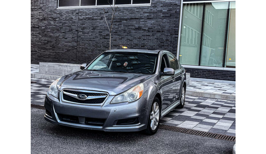 Продам Subaru Legacy premium - 