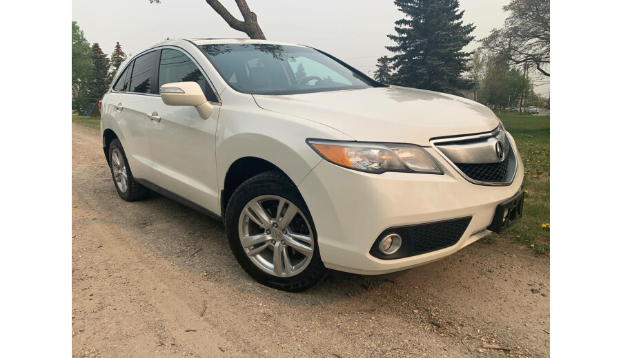 Продаю авто 2013 Acura RDX -