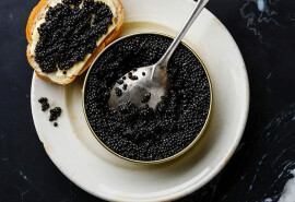 Компанія gtcaviar.com пропонує вам найсвіжішу, якісну та натуральну червону та чорну ікру, а також чудово-незрівнянну копчену та свіжоморожену рибку.