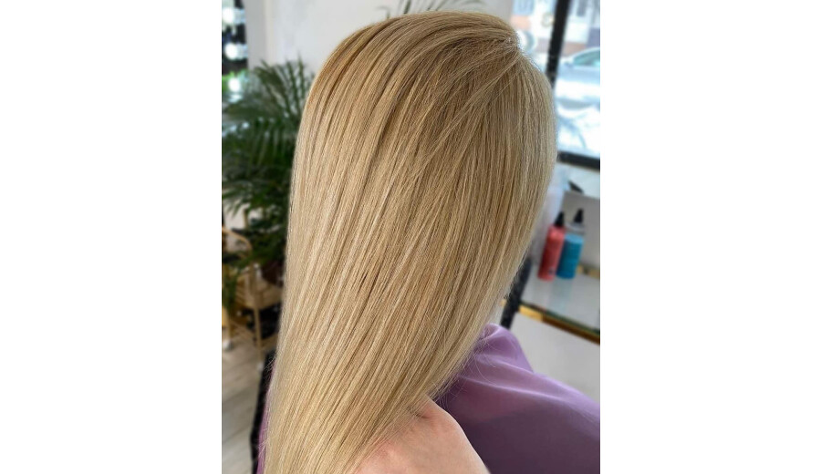Hairdresser-stylist -