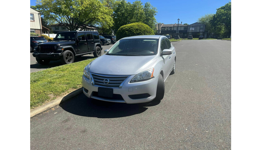 Продаж Nissan sentra 2014 - 