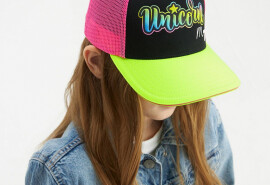 Літні головні убори в асортименті