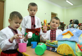 ​Запрошуємо дітей в україномовний дитячий садочок