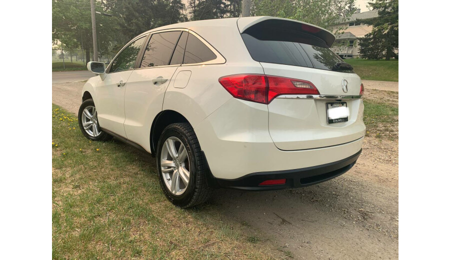 Продаю авто 2013 Acura RDX -