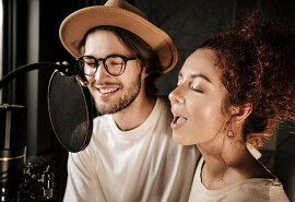 Я викладач вокалу для дітей і дорослих онлайн