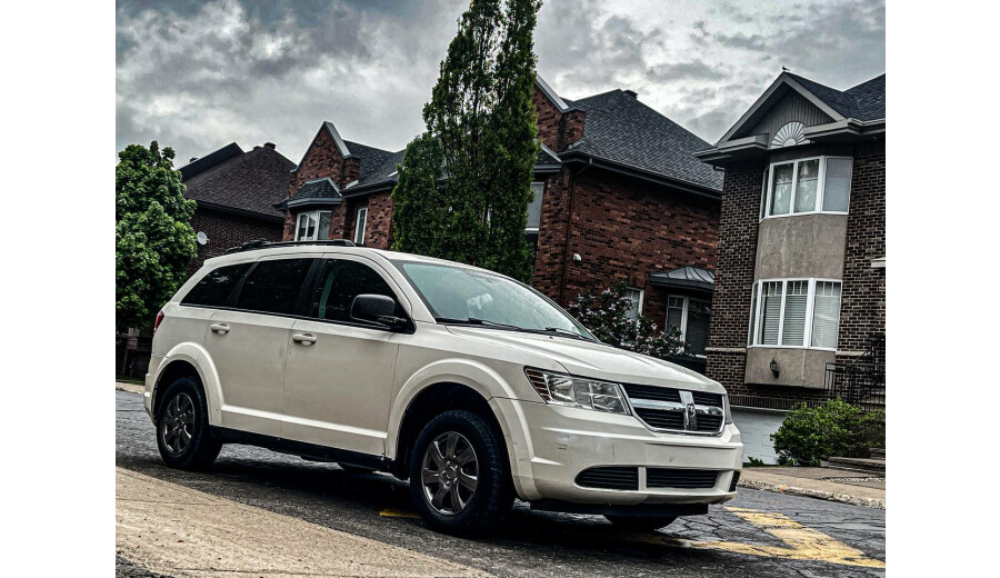 Продається DODGE -