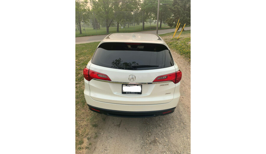 Продаю авто 2013 Acura RDX -