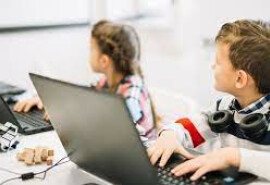 Безкоштовні онлайн-заняття зі створення ігор та міні-сайтів для дітей 