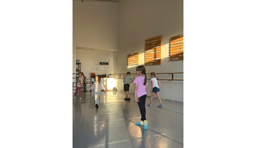  Dance school - 
