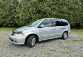 Продаю мінівен Honda Odyssey 2003.