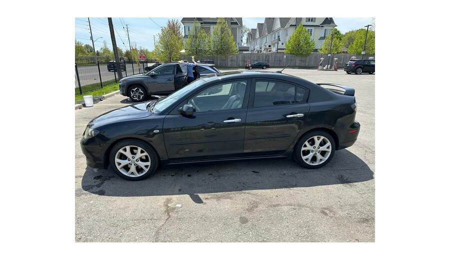 2009 Mazda Mazda3 · Седан · -