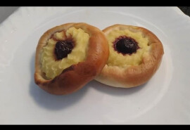 Пропоную пиріжки дріжджові