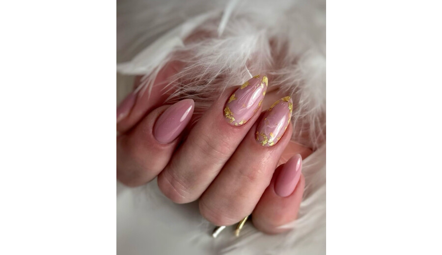 Ідеальний манікюр та педикюр  -