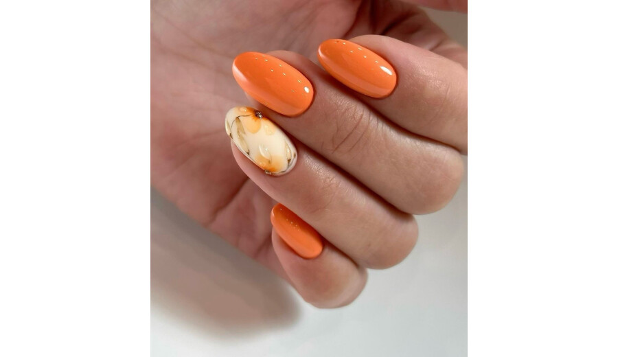 Ідеальний манікюр та педикюр  -