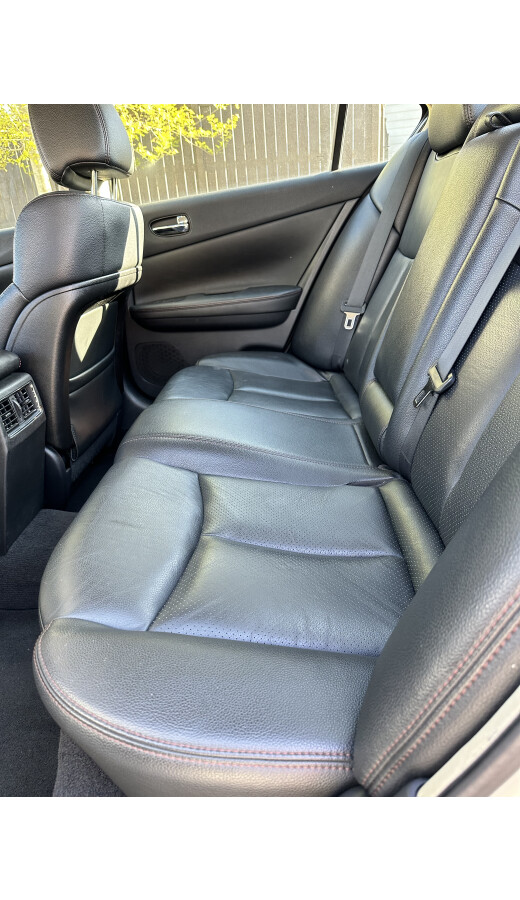 Nissan maxima 2010 -