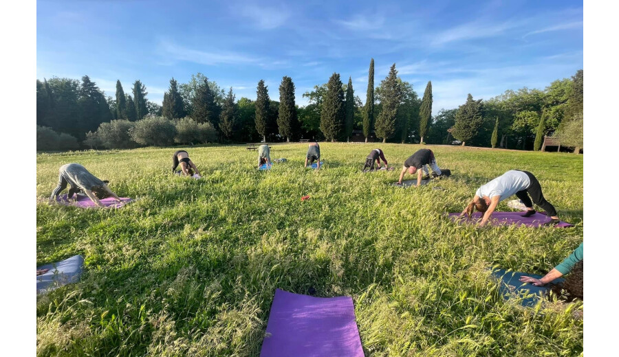 Yoga українською -