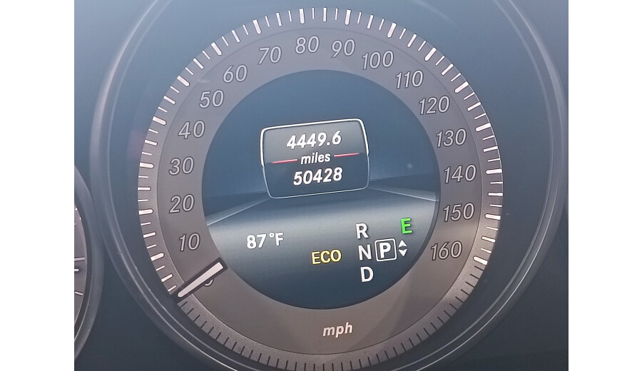 Mercedes Benz e350 -