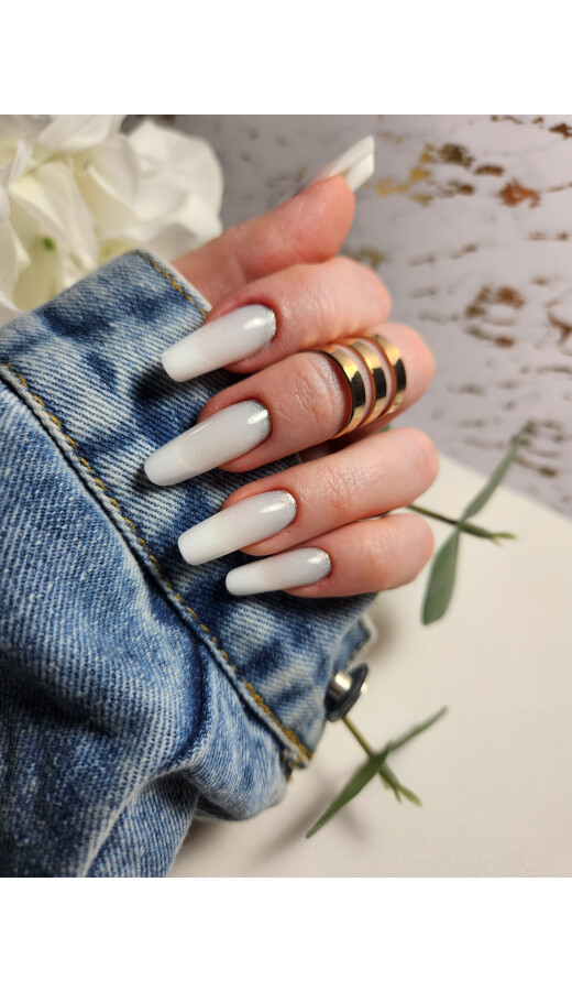 Manicure / nail extension  -