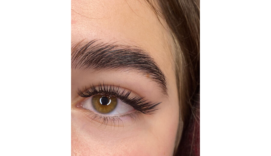 Eyelash extensions Winnipeg  - 