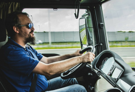 Наймаємо водіїв для роботи на пікапі Ford F-350