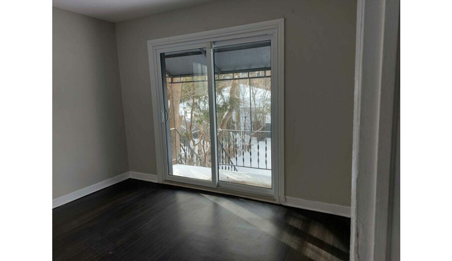 3 Bdr appartment in Vanier North-Beechwood village -