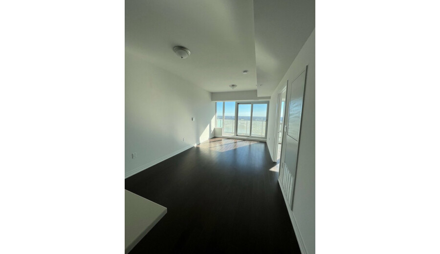 1 Bdr apartment, Carling Ave - 