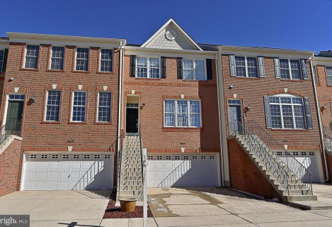 Basement with private bathroom and separate entrance