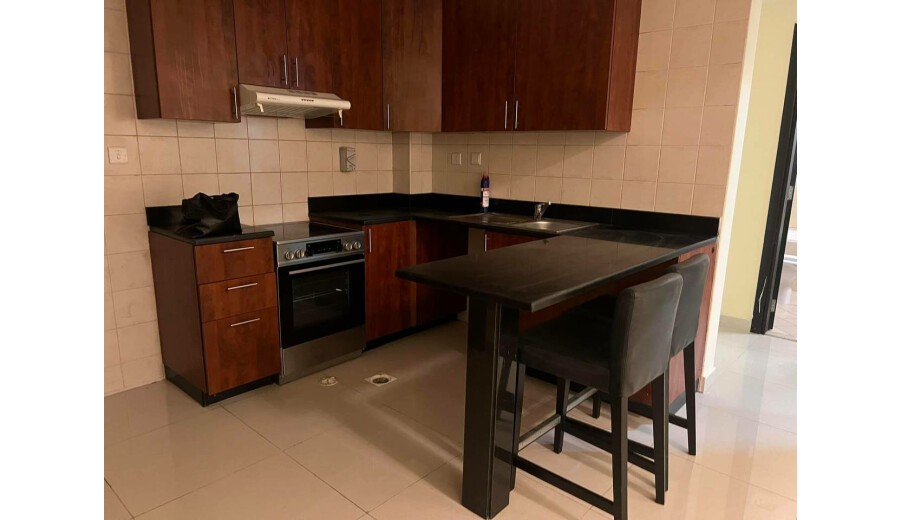 Здається 1 кімнатна квартира на Марині -