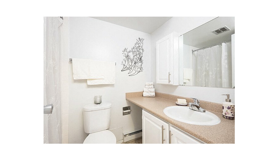 1 Bdr apartment, Frobisher Lane - 