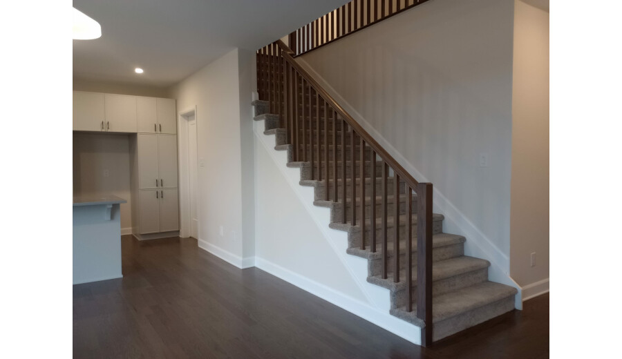 Здається 5 beds, 3 bath будинок в Russell -