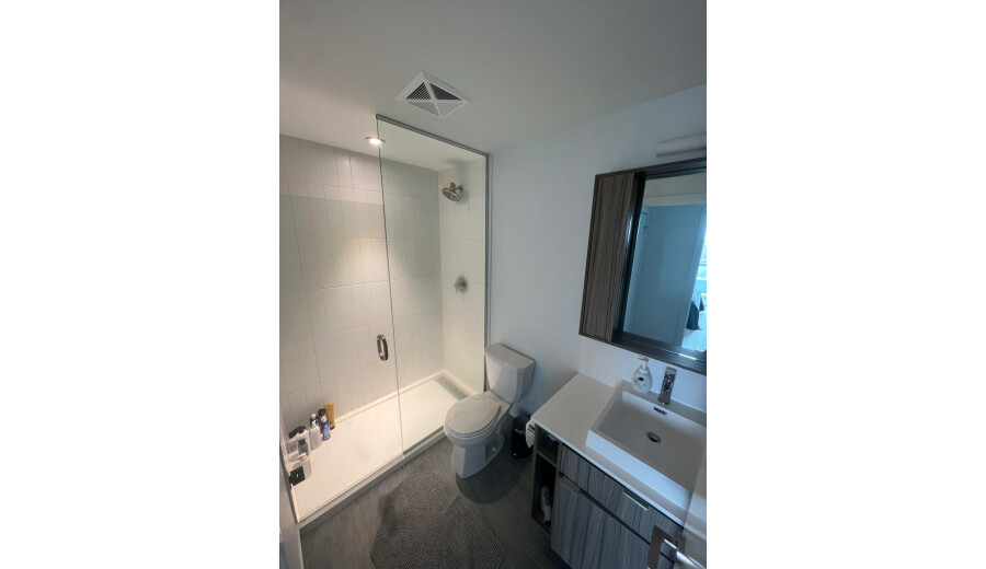 житло  1 bedroom кондо - 