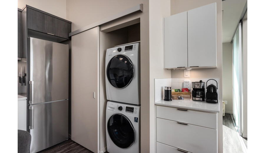 We rent an apartment (short-term license) - 