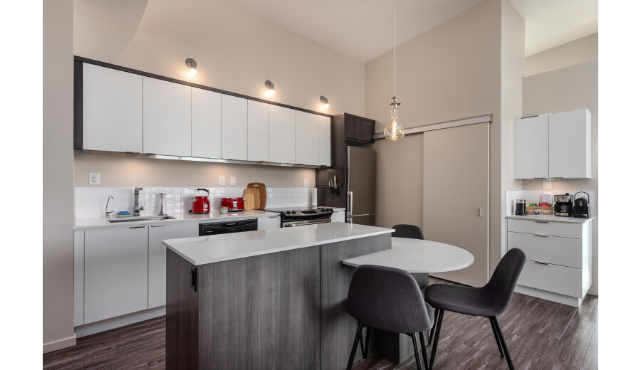 We rent an apartment (short-term license) - 