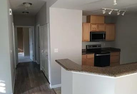 Простора приватна квартира