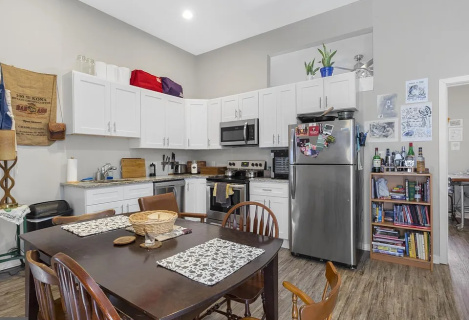 1 Bdr apartment, Richmond St #3,