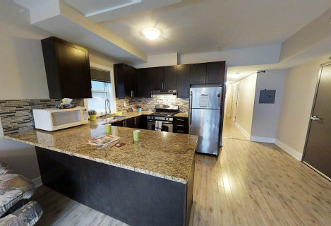 Багатокімнатна квартира з 4 спальнями, Alymer Avenu