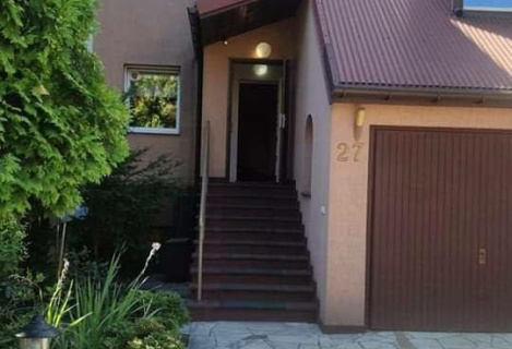 Accommodation in the House