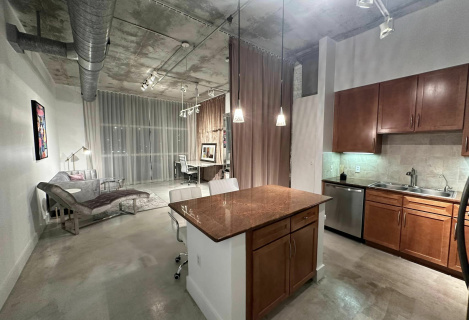 Доступна в оренду квартира в Midtown