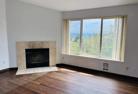 Привітні орендарі в будинку.