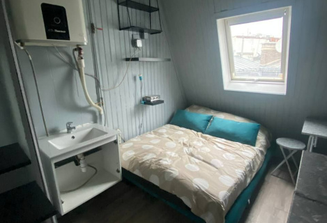 Студія/кімната з душем