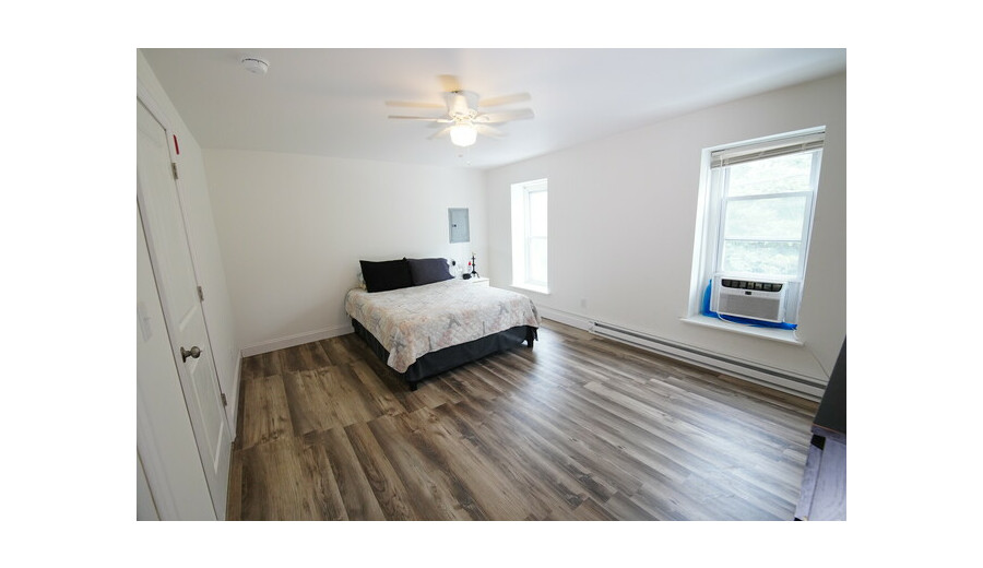 1 Bdr apartment, Hermitage St -