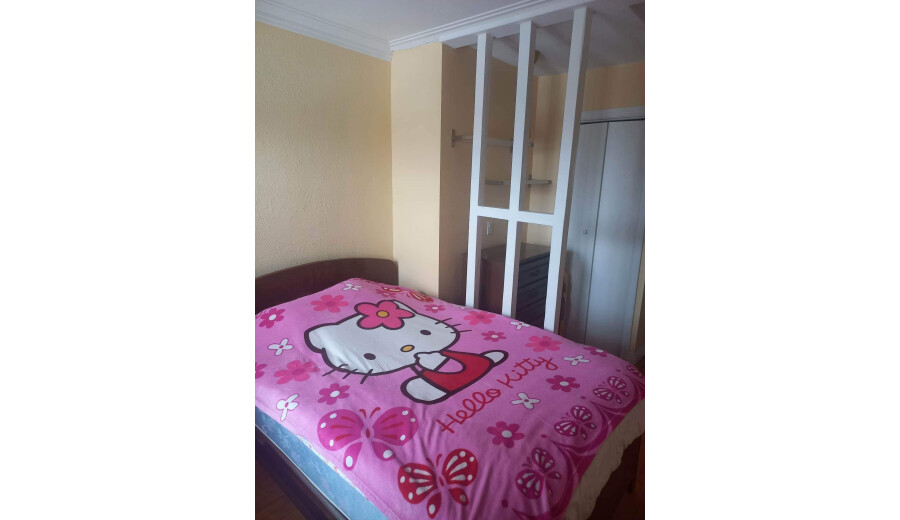 Large, bright 5 1/2 apartment for sale -