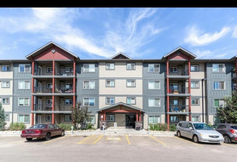 Здається квартира з 2 кімнатами і одним туалетом: