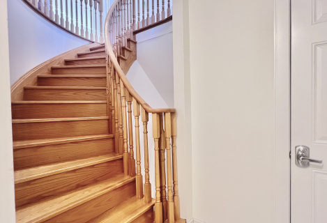 Specious 3-bedroom apartment available immediately!