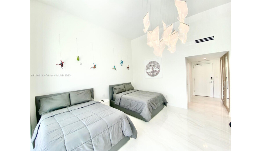 Квартира на продаж  -