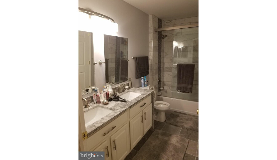 Beautiful townhouse for rent in Warrington, PA - 