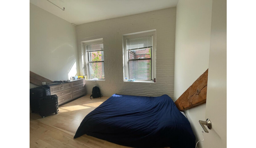 Huge modern 1 bedroom apartment - 